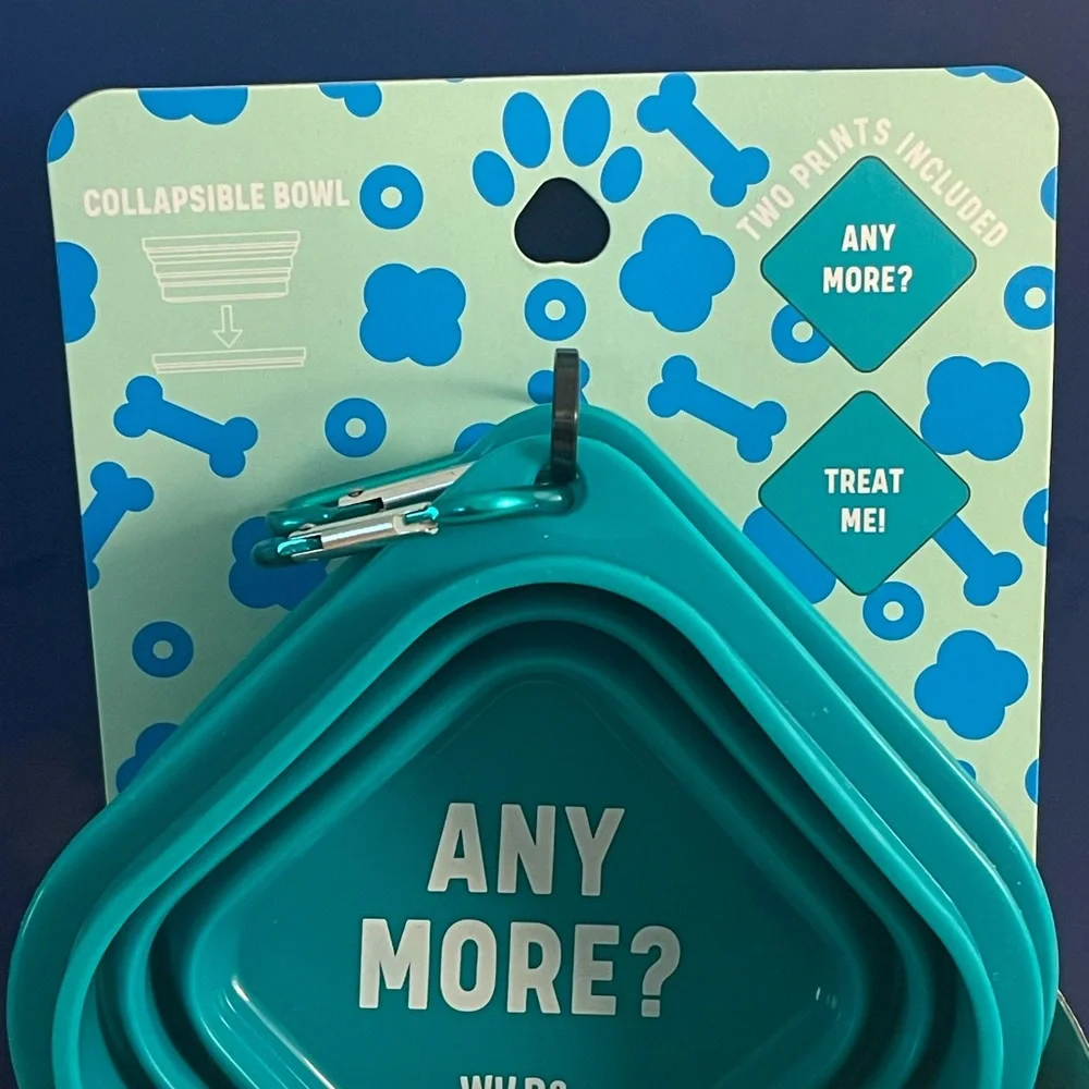 #533-Brand New, Never Used, No Tag, Wild & Woofy 2pc Set Collapsible Travel Bowl